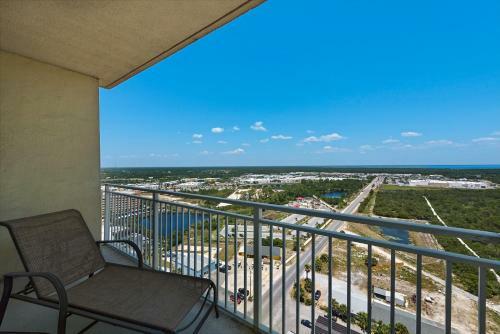 2111 - 2b/2 Bath With Bunks. Master Bedroom & Living Room Face The Gulf!