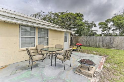 Charming Bid-a-wee Beach Cottage With Fire Pit