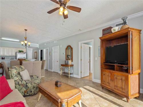 Apartamento Twin Palms 1805, Beach Chairs, 2 Bedrooms, Beachfront, Pool Access, Spa, Sleeps 6