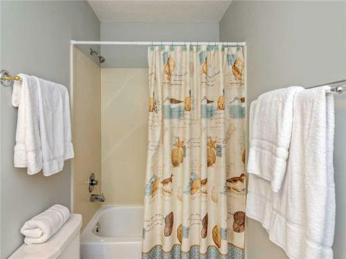 Apartamento Twin Palms 1805, Beach Chairs, 2 Bedrooms, Beachfront, Pool Access, Spa, Sleeps 6