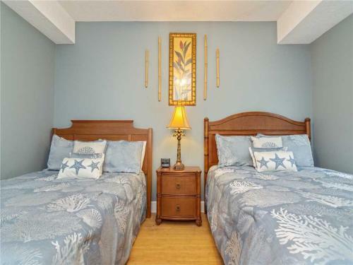Apartamento Twin Palms 1805, Beach Chairs, 2 Bedrooms, Beachfront, Pool Access, Spa, Sleeps 6