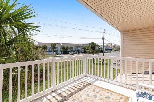 Deluna Court Getaway