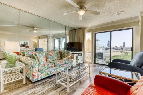 Latitude Condos