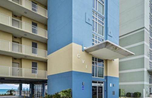 Grand View East 703