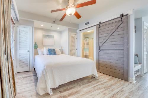 Carillon Beach Inn