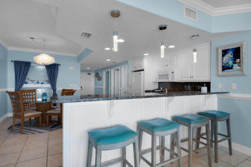 Treasure Island 2304
