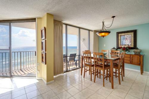 Edgewater Leeward By Blueswell