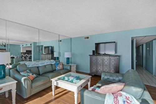 Edgewater Tower 1 Unit 1206 (3/3)