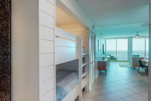 Aqua Beach Resort Unit 2004