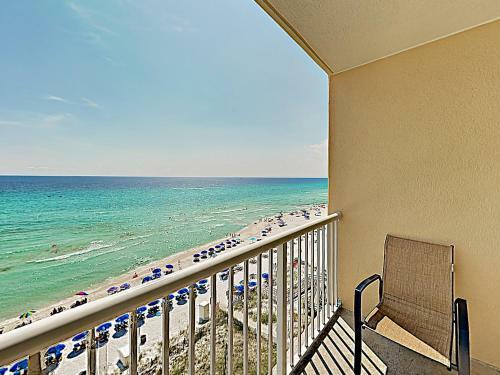 Apartamento New Listing! Gulf-front Gem With Multiple Pools Condo
