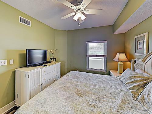 Apartamento New Listing! Gulf-front Gem With Multiple Pools Condo