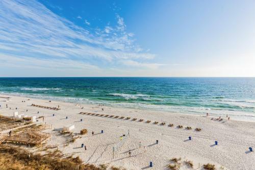 Apartamento New Listing! Gulf-front Gem With Multiple Pools Condo