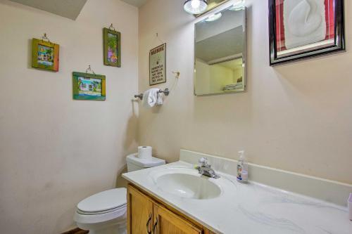 Cozy Cottage Steps From St Andrew State Park!
