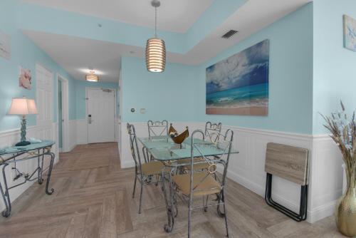 Aqua 1711 - 2b/2 Bath Gulf Front! - Renovated 2018!