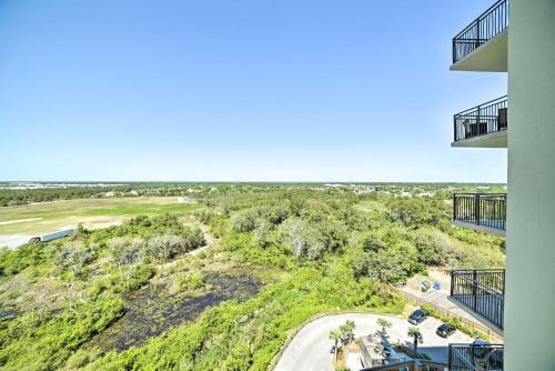 Apartamento Remodeled Pcb Studio Apt With Balcony And Pool Access!
