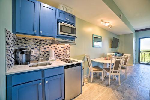 Apartamento Remodeled Pcb Studio Apt With Balcony And Pool Access!