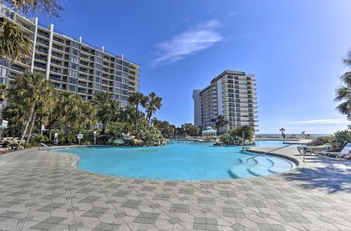 Apartamento Beachfront Condo With Pool Access And Views!