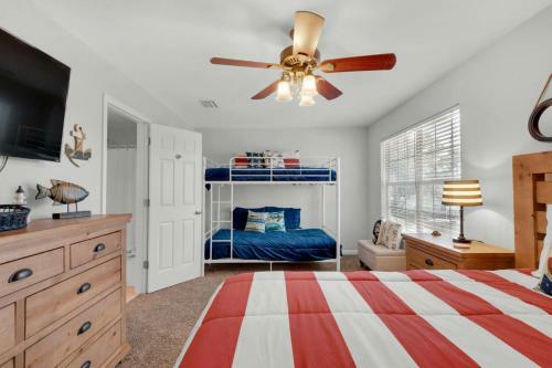 Tickled Turtle Beach House (3/2)