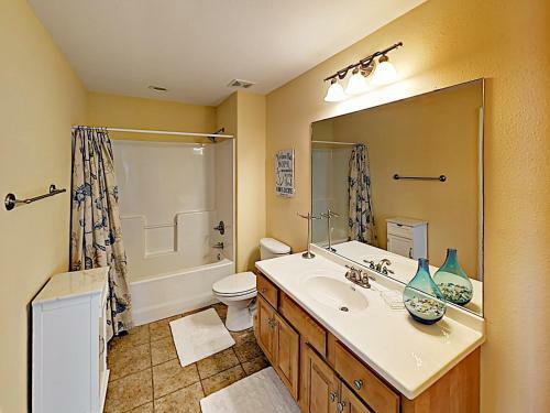 Apartamento Spacious Banana Bay Townhome With Pool & Beach Condo
