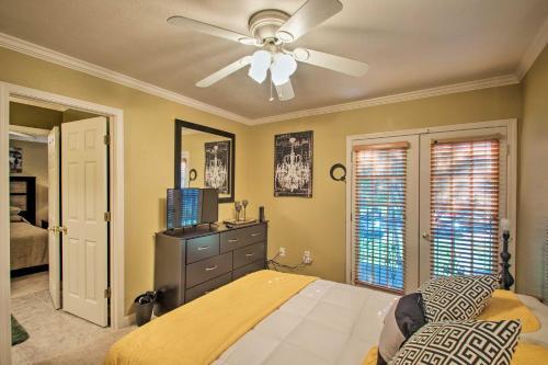 Pensacola Townhome With Patio, 4 Miles To Beach!