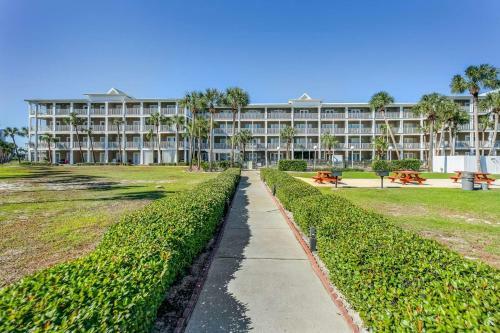 Grand Caribbean 406 East