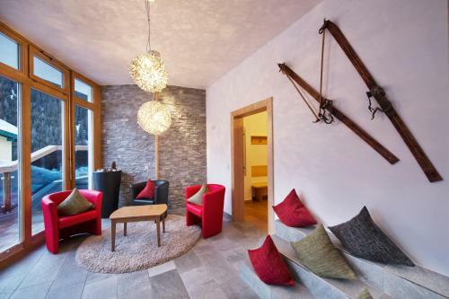 Chalet &amp; Apart Hochf�gen