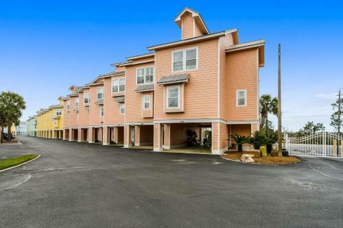 16038 Innerarity Pt Rd