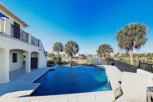 New Listing! Canal Home With Pool, Hot Tub & Dock Home