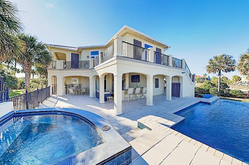 New Listing! Canal Home With Pool, Hot Tub & Dock Home