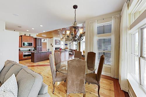 New Listing! Canal Home With Pool, Hot Tub & Dock Home