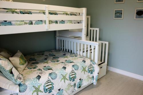 Vs482 - Spacious Unit On Little Sabine Bay