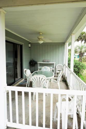Villa 704 Via De Luna Dr.
