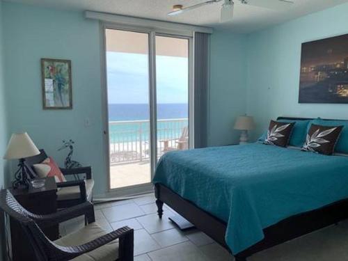 Srt903 - Views Of The Gulf