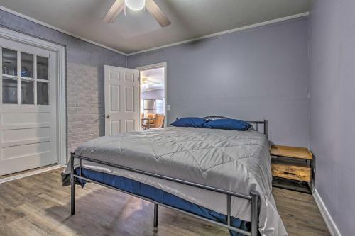 Cozy Pensacola Duplex About 3 Mi To Beach And Park