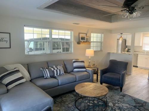 Villa Island House Beach Resort 16