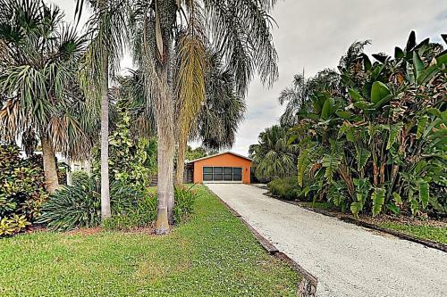 Tropical Gem On Water Home