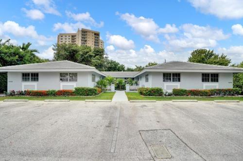 Recently Renovated! Studio Apartment - Unit #18b Apts