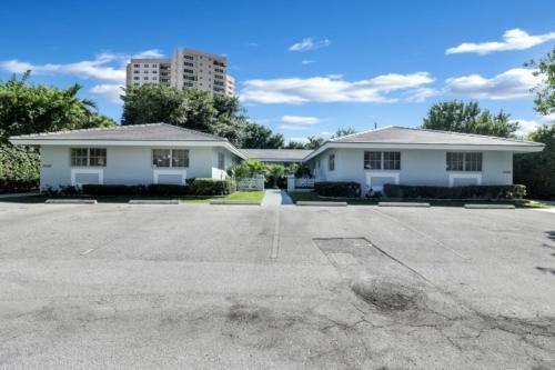 Recently Renovated! 2 2 Apartment - Unit #18a Apts