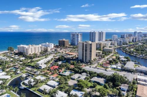 Recently Renovated! 2 2 Apartment - Unit #18a Apts
