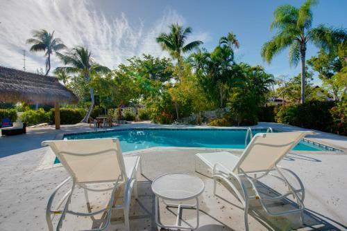 Pelico Palms - Sunset Cottage