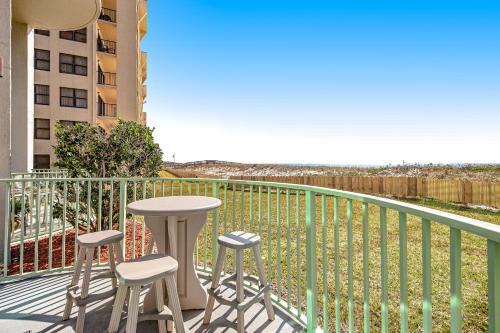 Perdido Towers - E102
