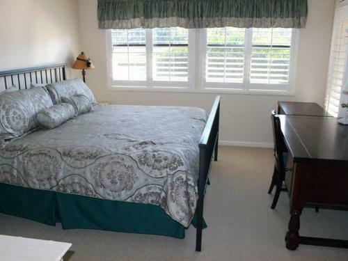 Spruce Creek Fly-in 2037 By Ocean Properties