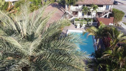 Hotel Open Waters Resort
