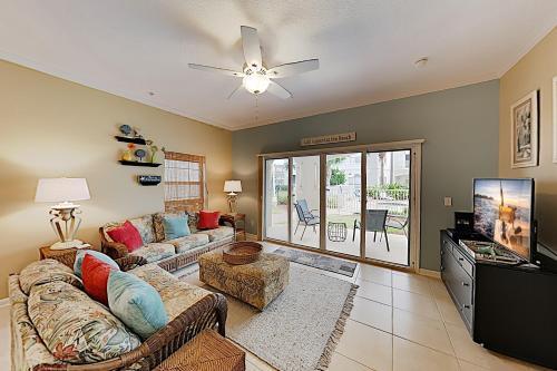 Apartamento Sunny Poolside Condo With Hot Tub & Beach Access Condo