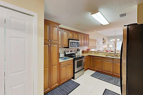 Apartamento Sunny Poolside Condo With Hot Tub & Beach Access Condo