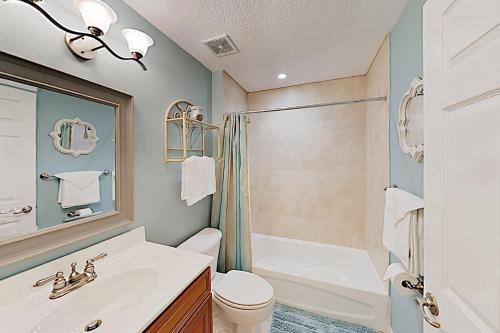 Apartamento Sunny Poolside Condo With Hot Tub & Beach Access Condo