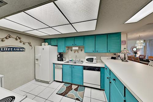 Apartamento Modernized Oceanfront Beach Condo Condo