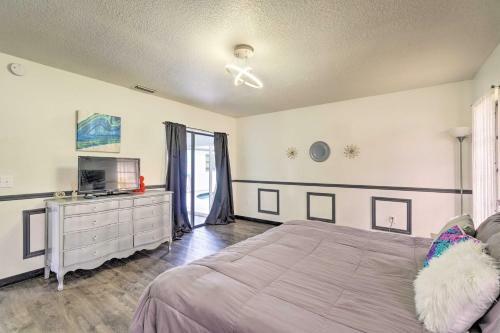 Canalfront Rotonda West Home With Private Pool!