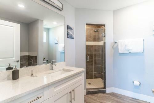 3284 Little Harbor