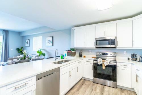 3284 Little Harbor